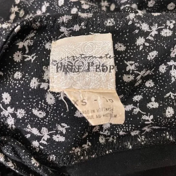 ASO TVD RARE Intimately Free People Black w/ White Floral Cami Tank Top - Picture 8 of 9